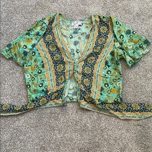 Cropped front tie Band of Gypsies floral shirt